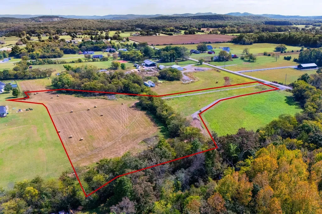 1912 Rock Springs Midland Road Christiana TN 37037
