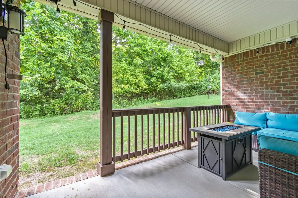 104 Nickolas Circle Lebanon TN 37087