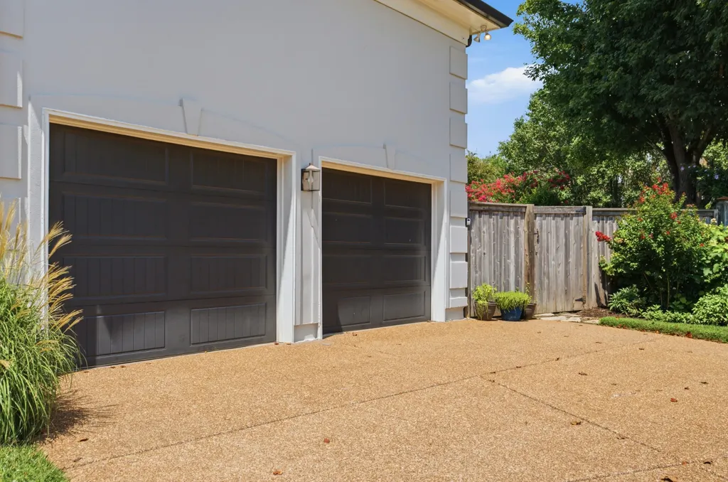 700 Burleigh Court Nashville TN 37221