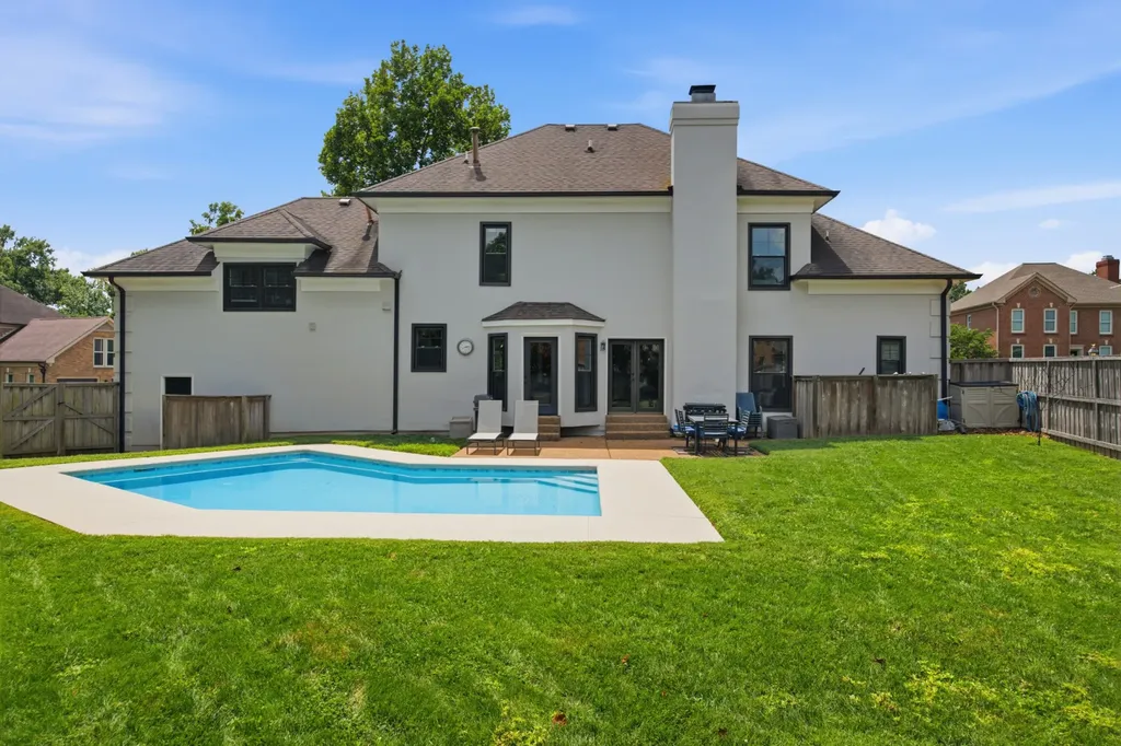 700 Burleigh Court Nashville TN 37221