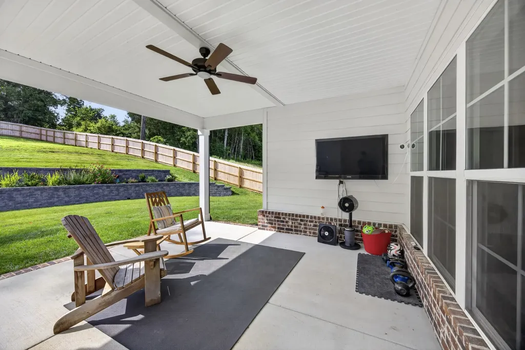 545 Bridle Path Lane Hartsville TN 37074