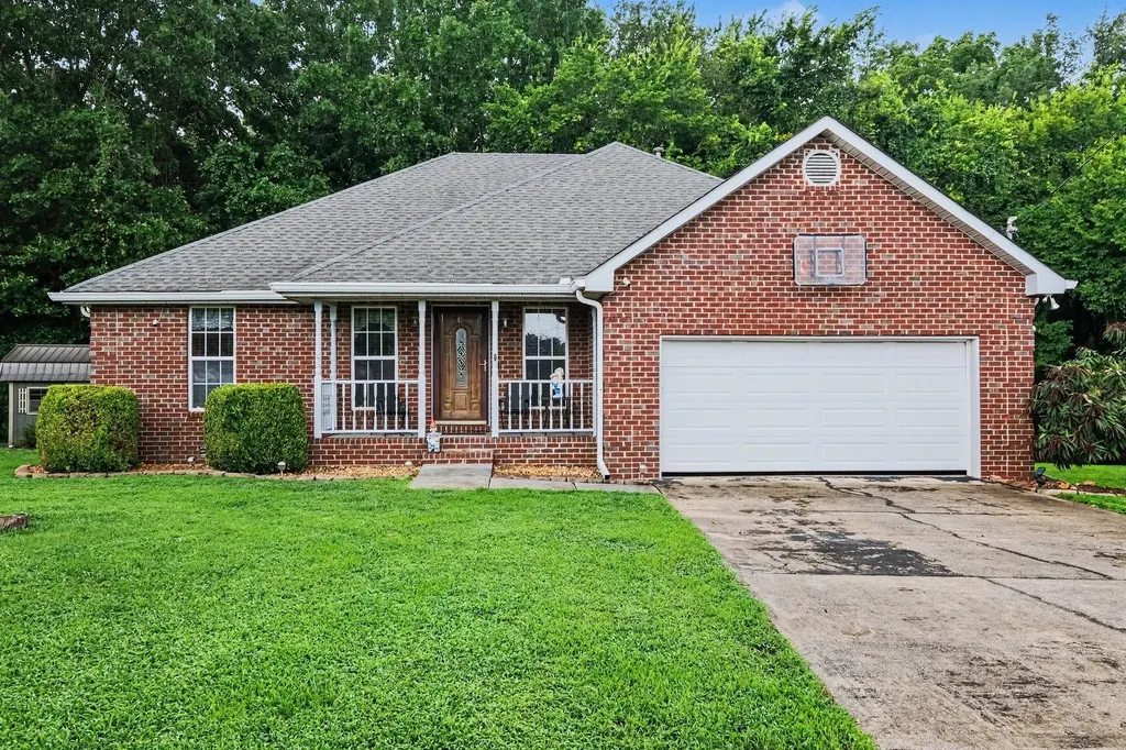 712 Williamsburg Drive Smyrna TN 37167