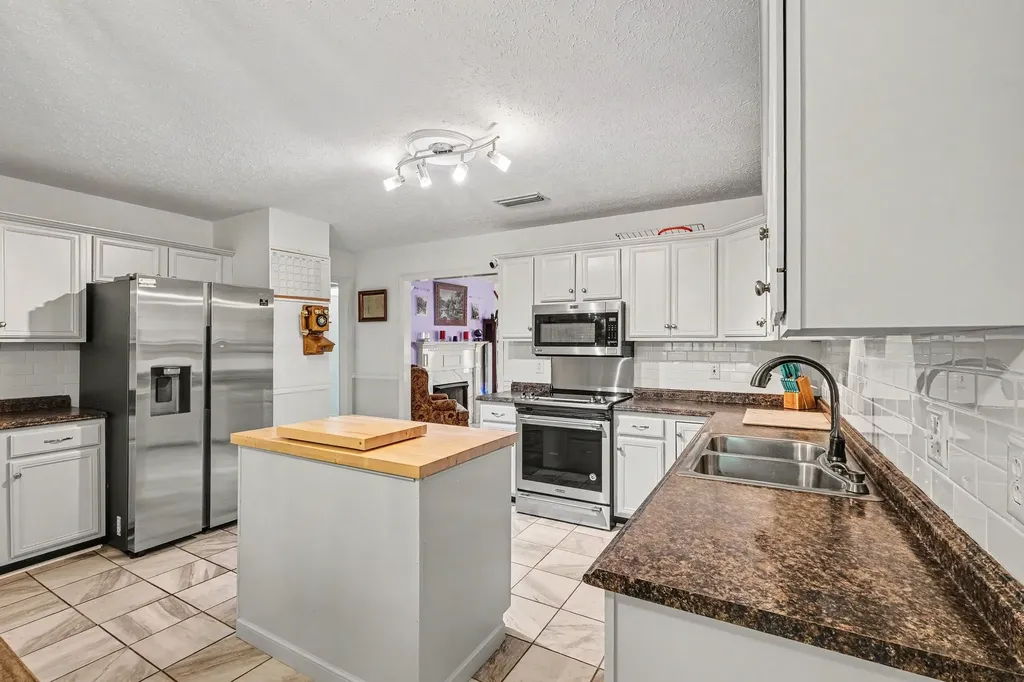 712 Williamsburg Drive Smyrna TN 37167
