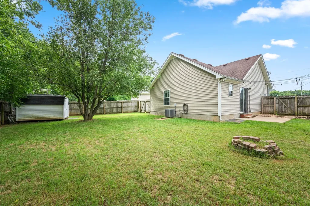 4961 Camborne Circle Murfreesboro TN 37129