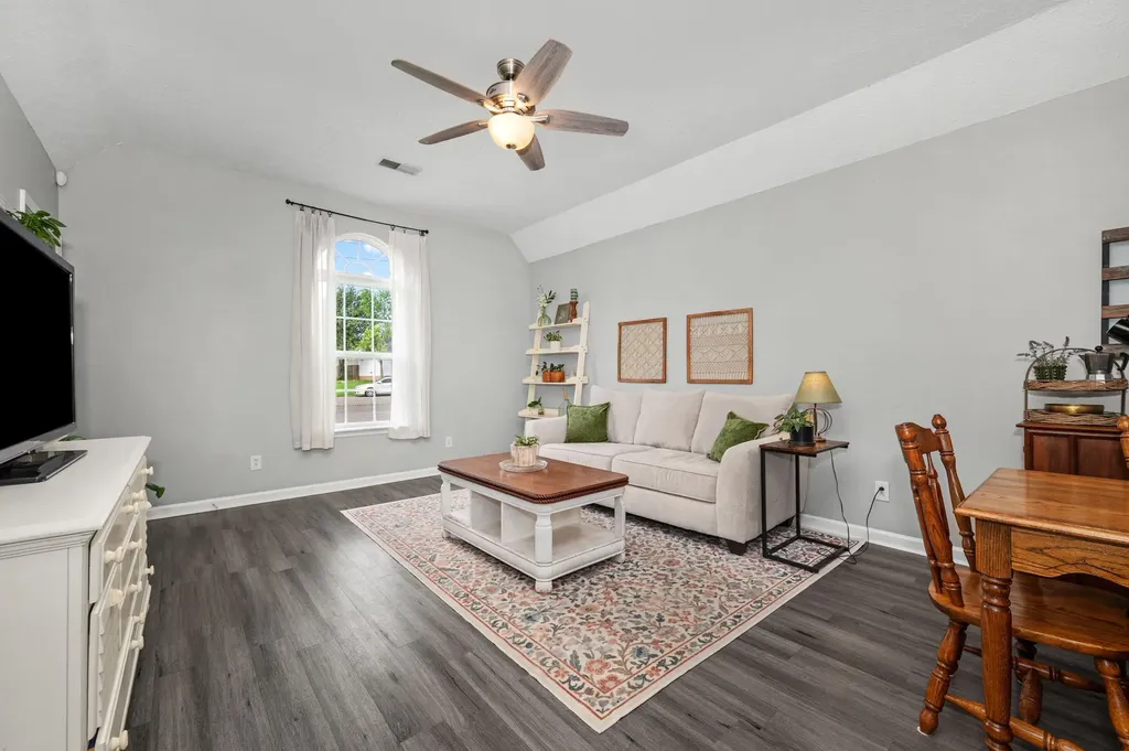 4961 Camborne Circle Murfreesboro TN 37129