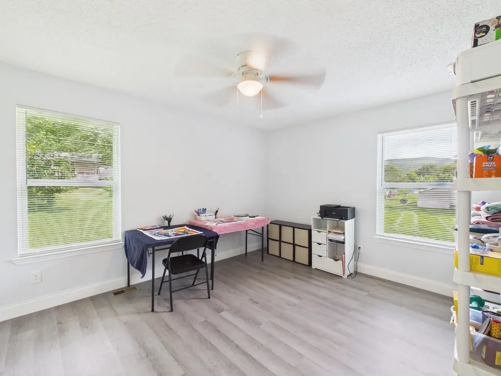 181 Spring Street Spring City TN 37381
