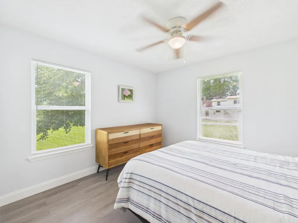 181 Spring Street Spring City TN 37381