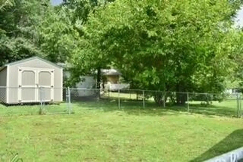181 Spring Street Spring City TN 37381