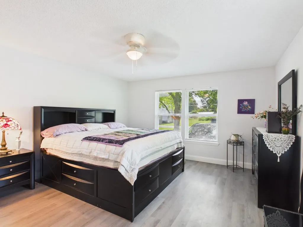 181 Spring Street Spring City TN 37381
