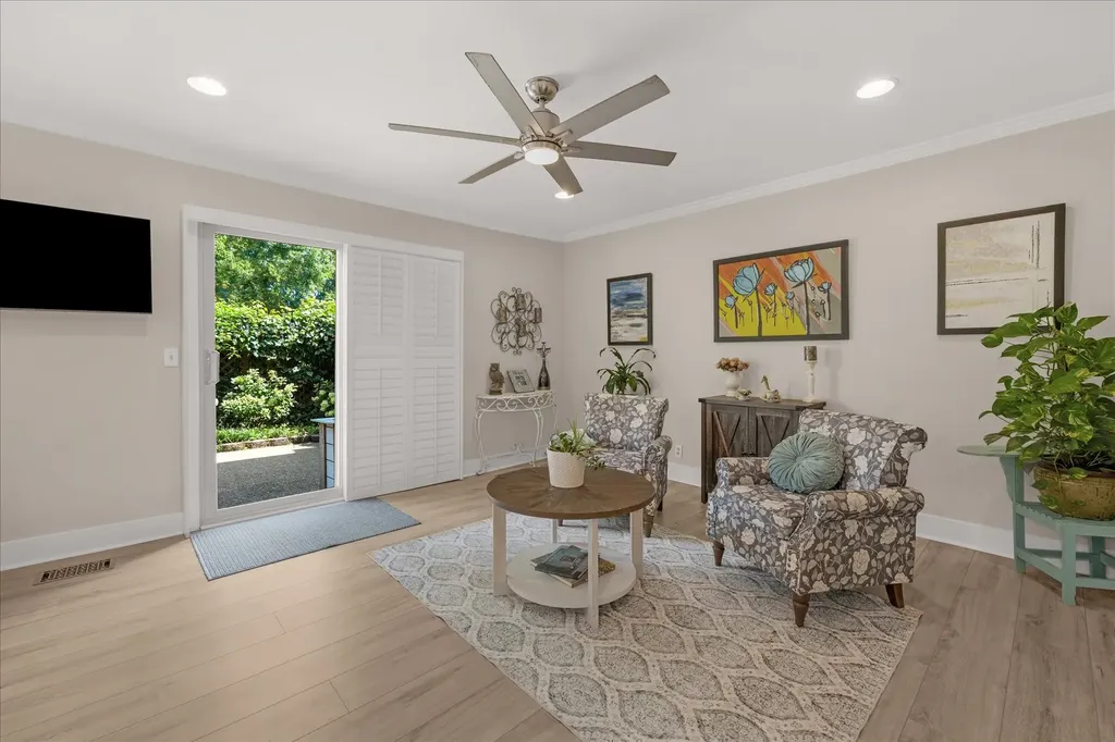 6948 Highland Park Drive Nashville TN 37205