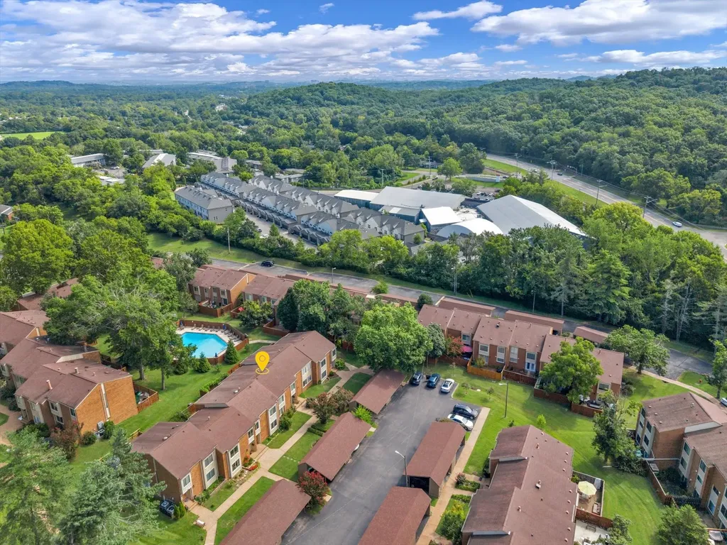6948 Highland Park Drive Nashville TN 37205