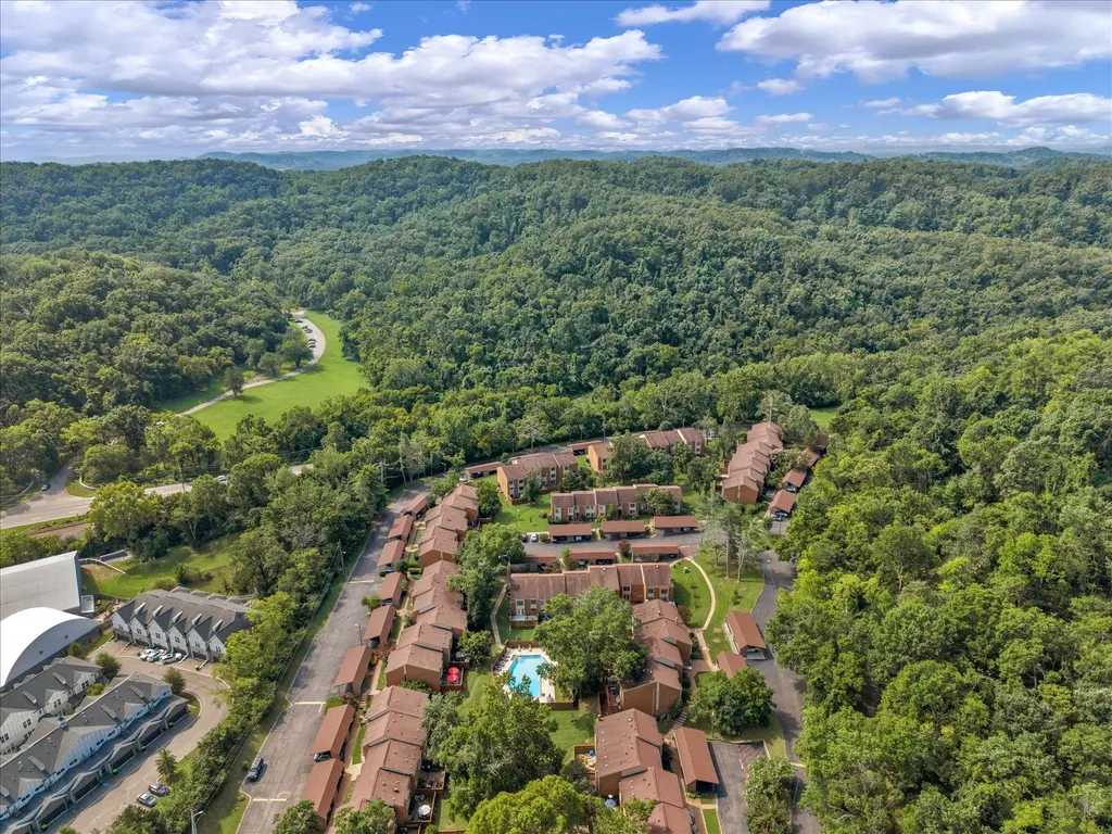 6948 Highland Park Drive Nashville TN 37205