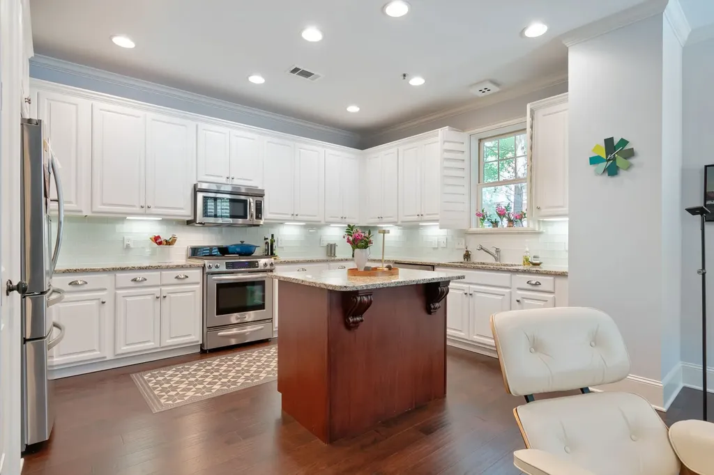4116 Ridgefield Drive Nashville TN 37205