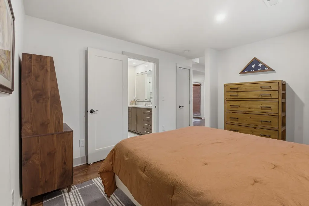 943 Russell Street Nashville TN 37206