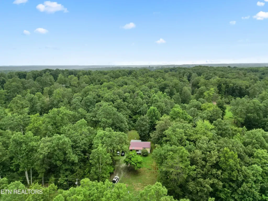 766 Wallop Lane Crossville TN 38571
