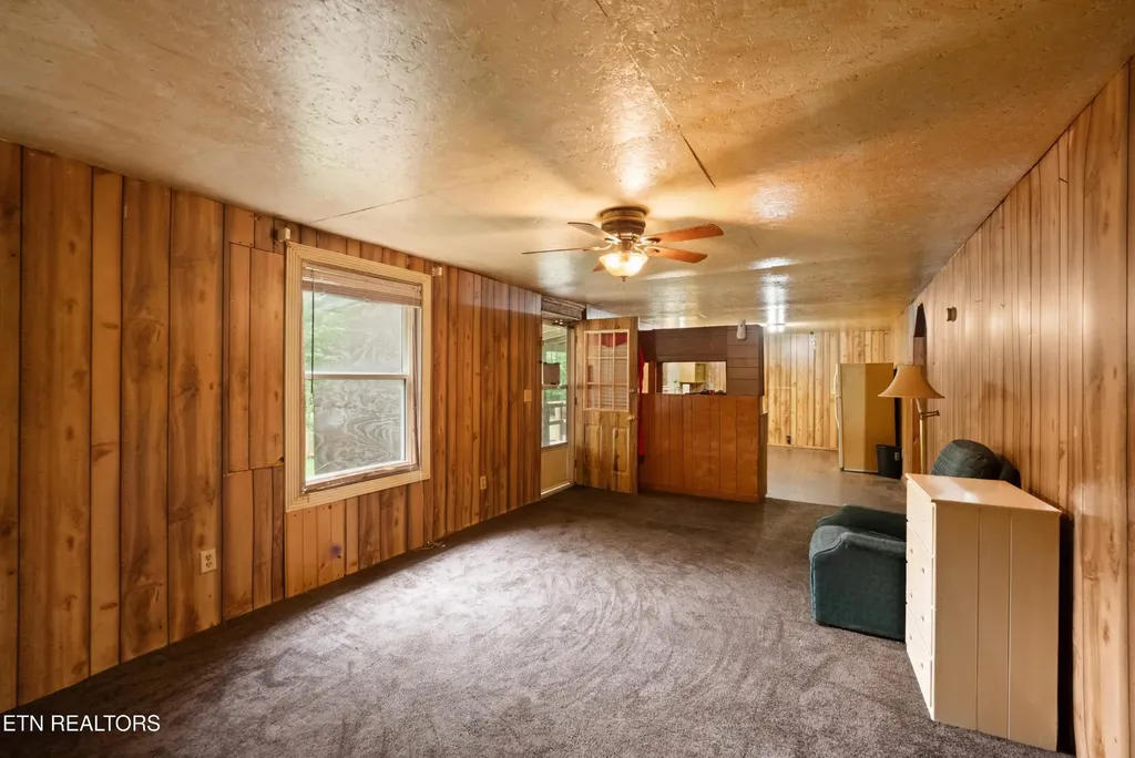 766 Wallop Lane Crossville TN 38571