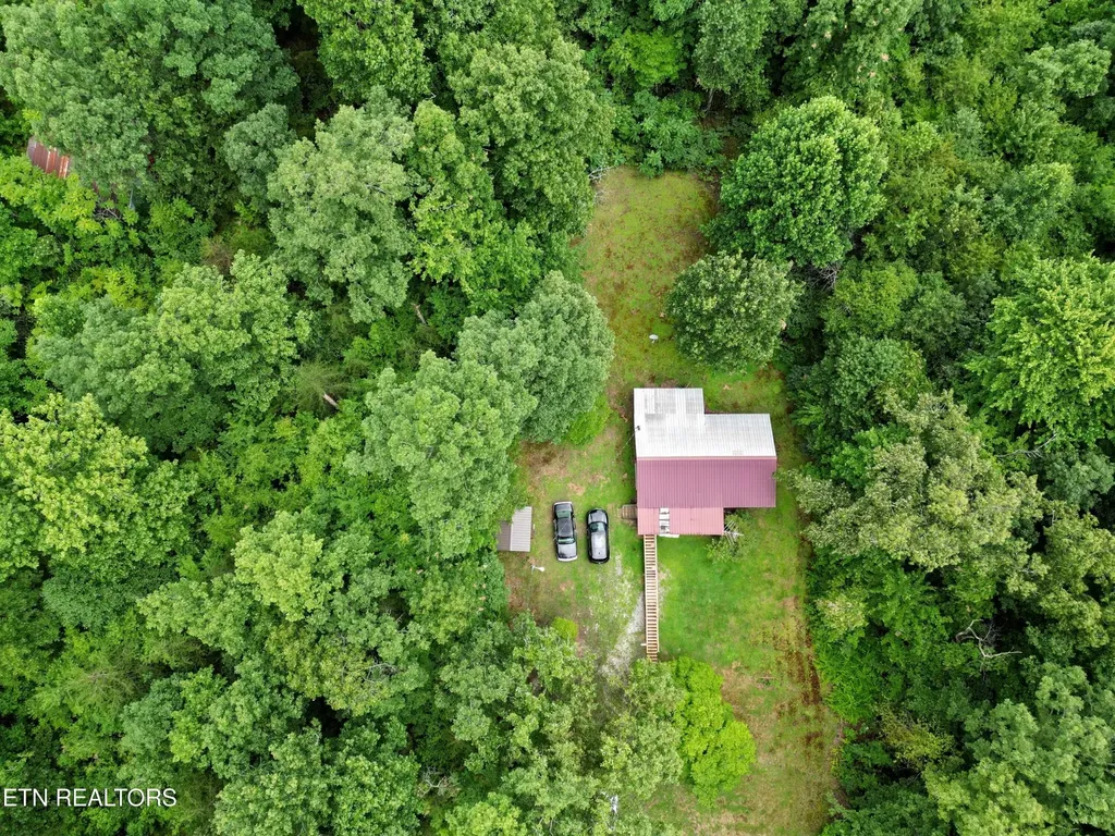 766 Wallop Lane Crossville TN 38571