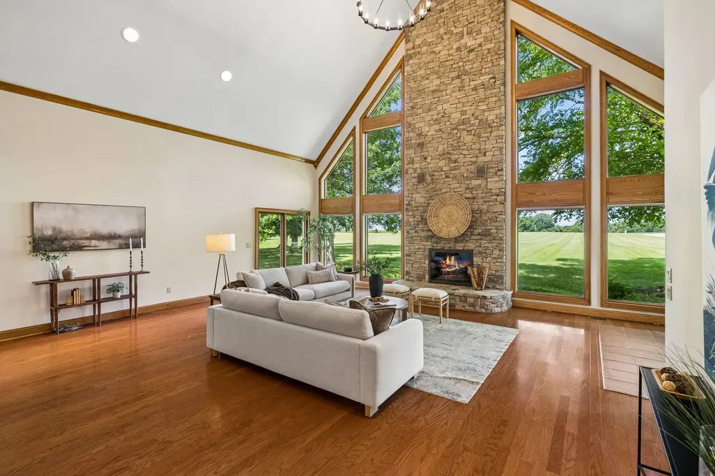 3225 Pinson School Road Greenbrier TN 37073