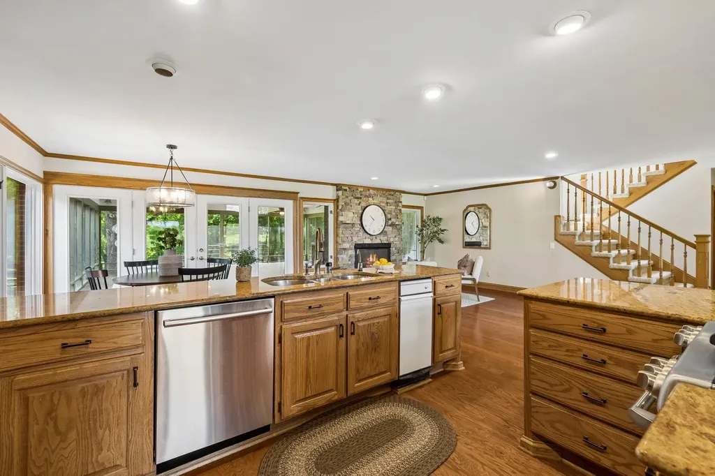 3225 Pinson School Road Greenbrier TN 37073