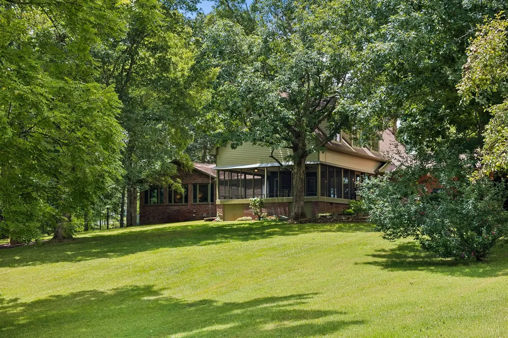 3225 Pinson School Road Greenbrier TN 37073