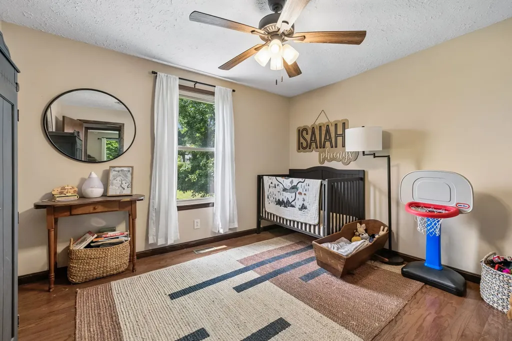 3225 Pinson School Road Greenbrier TN 37073
