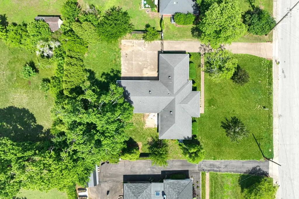 2922 Fernbrook Lane Nashville TN 37214