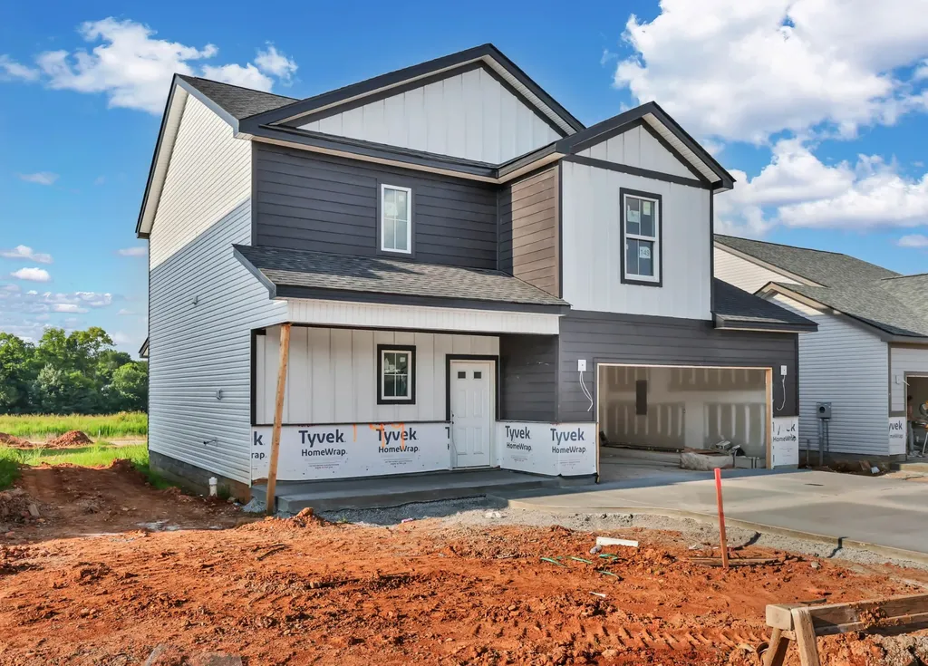 2716 Brewster Drive Clarksville TN 37042