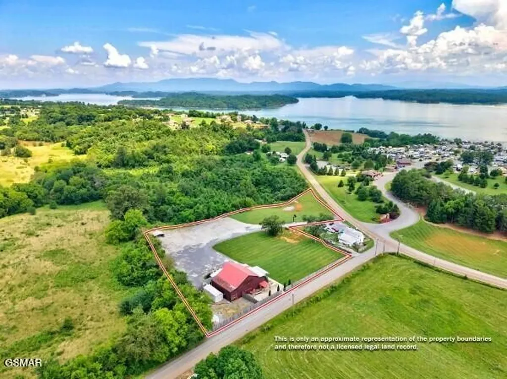 1686 Highway 139 Dandridge TN 37725