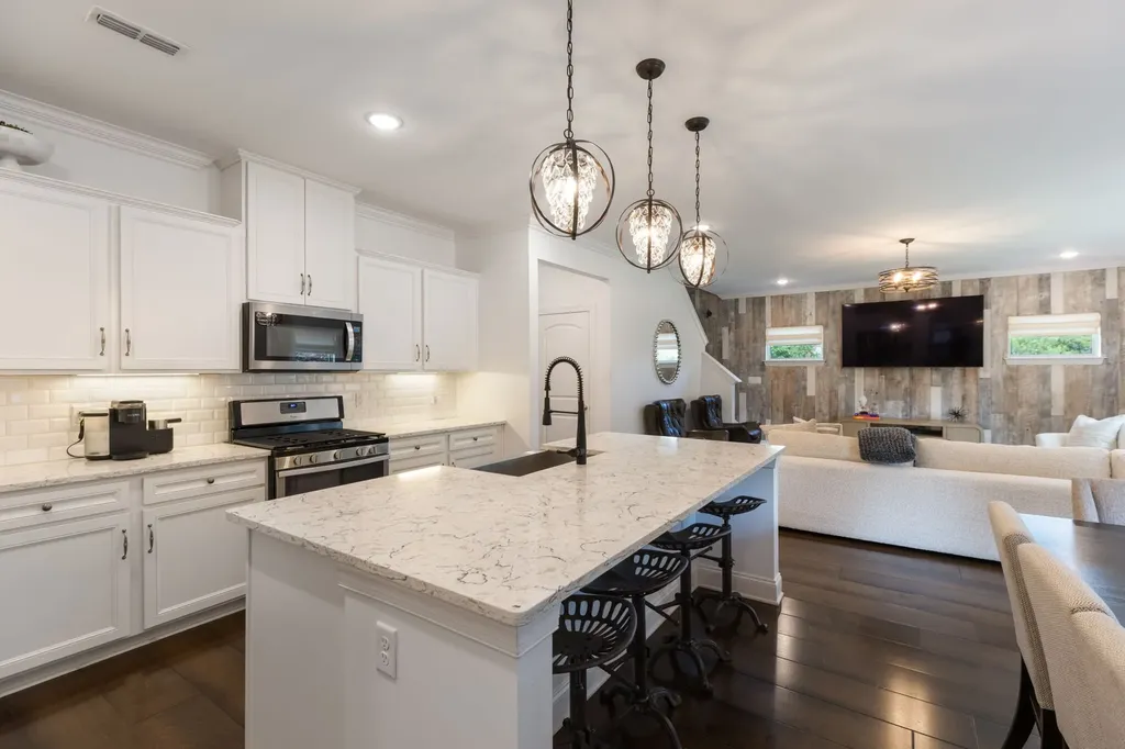 5541 Mulligan Court Hermitage TN 37076
