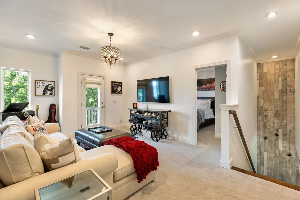 5541 Mulligan Court Hermitage TN 37076