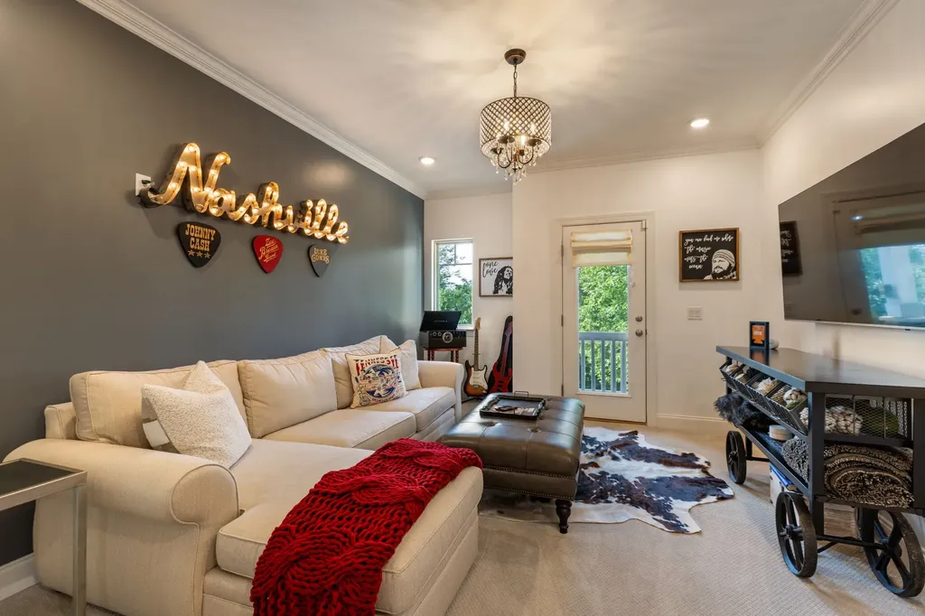 5541 Mulligan Court Hermitage TN 37076