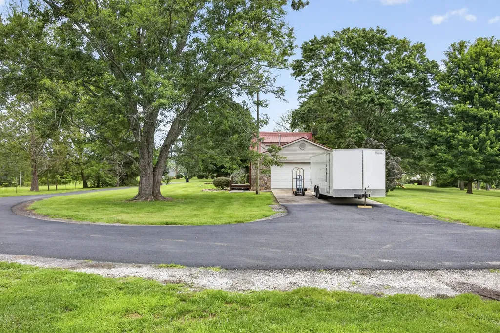 1705 Open Range Road Crossville TN 38555