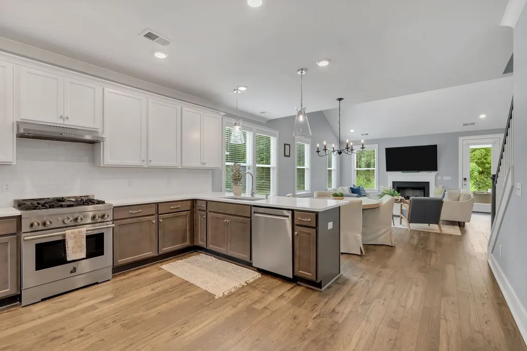262 Cornice Drive La Vergne TN 37086