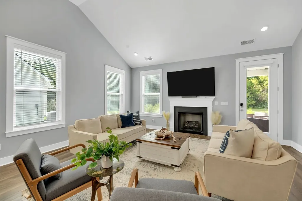 262 Cornice Drive La Vergne TN 37086