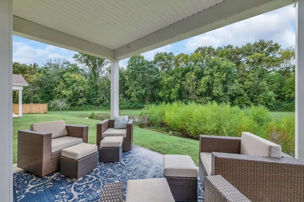 262 Cornice Drive La Vergne TN 37086