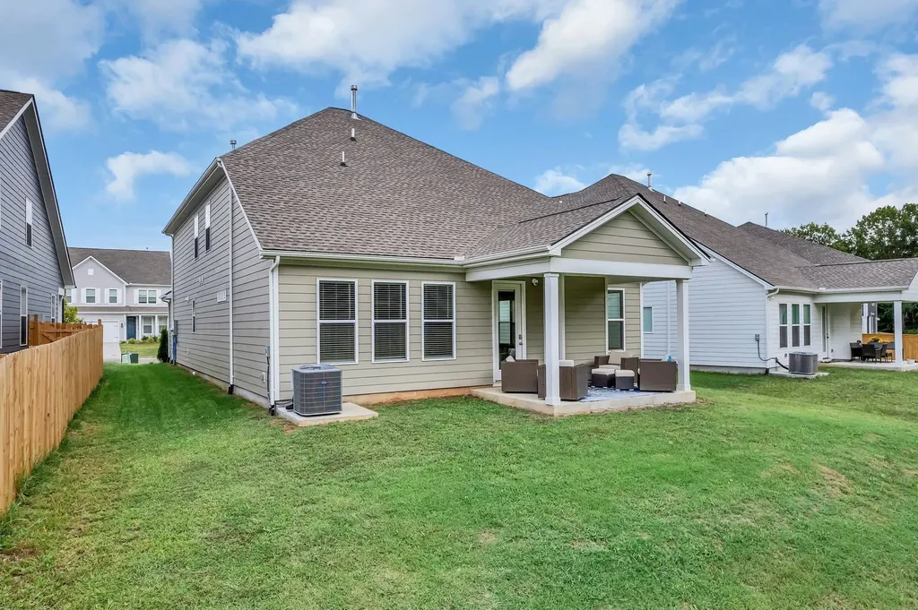 262 Cornice Drive La Vergne TN 37086