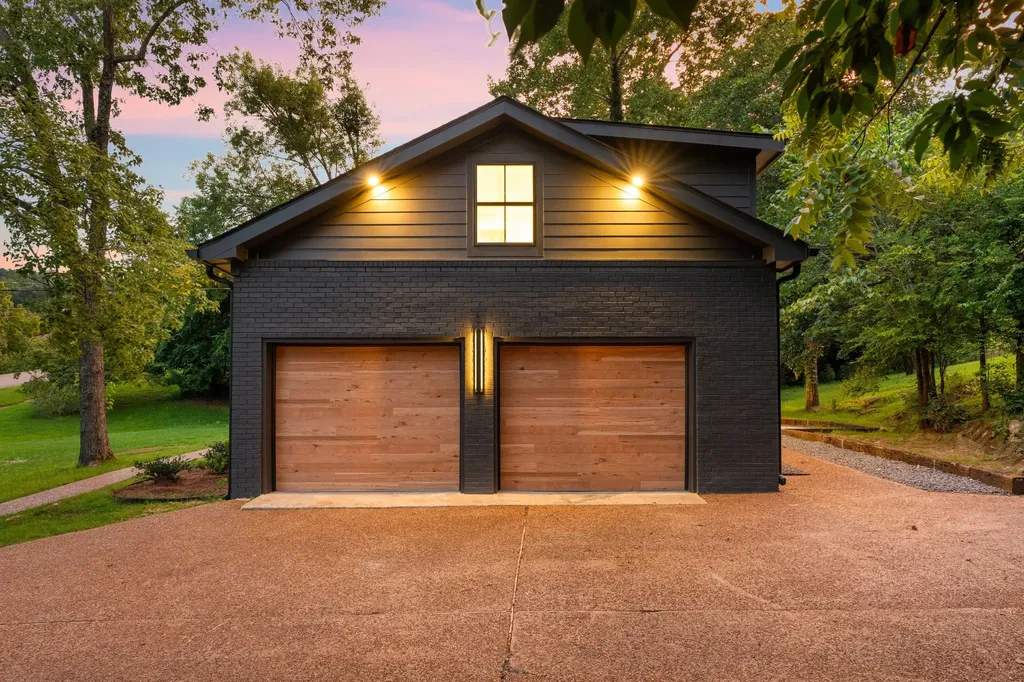 836 Forest Hills Drive Nashville TN 37220