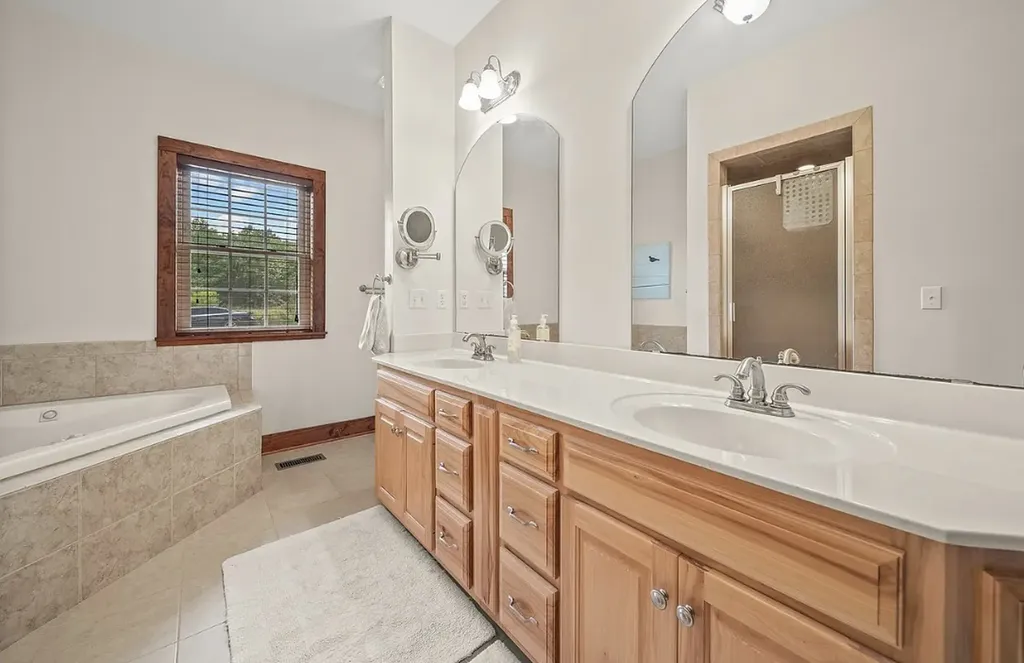 195 Summer Breeze Drive Smithville TN 37166