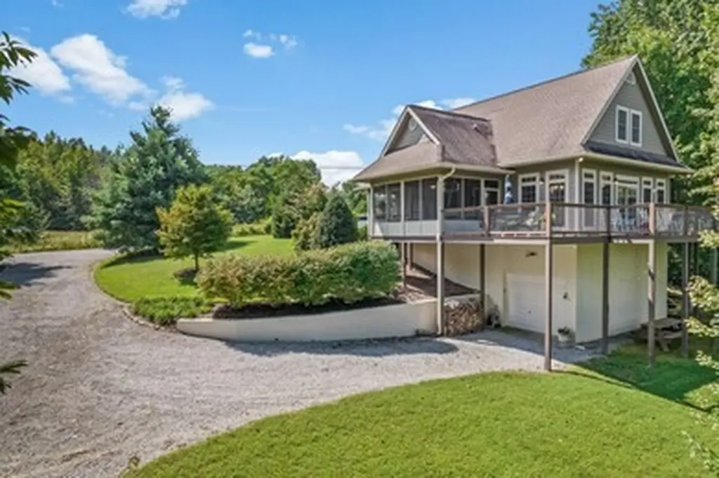 195 Summer Breeze Drive Smithville TN 37166