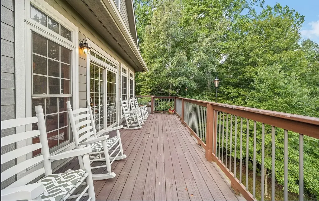 195 Summer Breeze Drive Smithville TN 37166