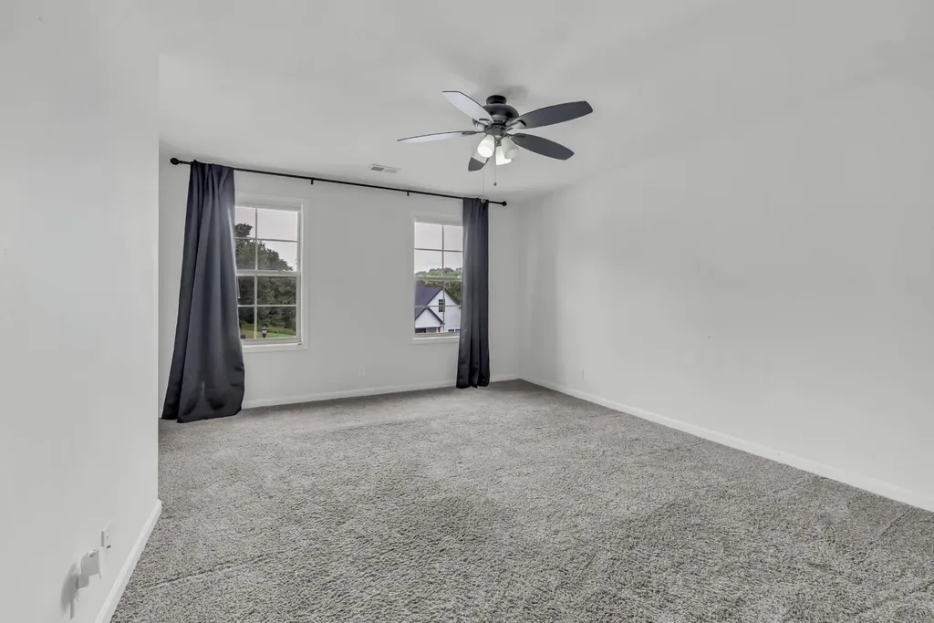 1381 Sussex Drive Clarksville TN 37042