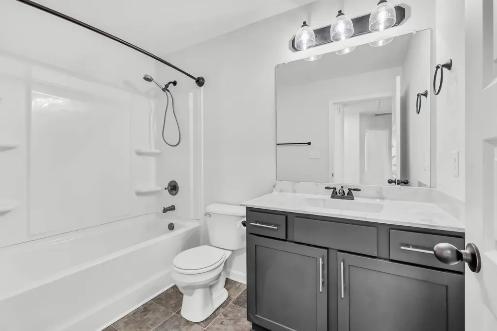 1381 Sussex Drive Clarksville TN 37042