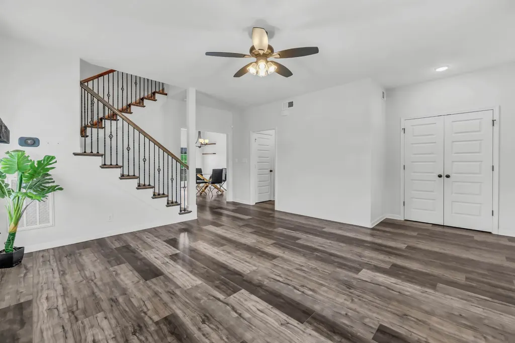 1381 Sussex Drive Clarksville TN 37042
