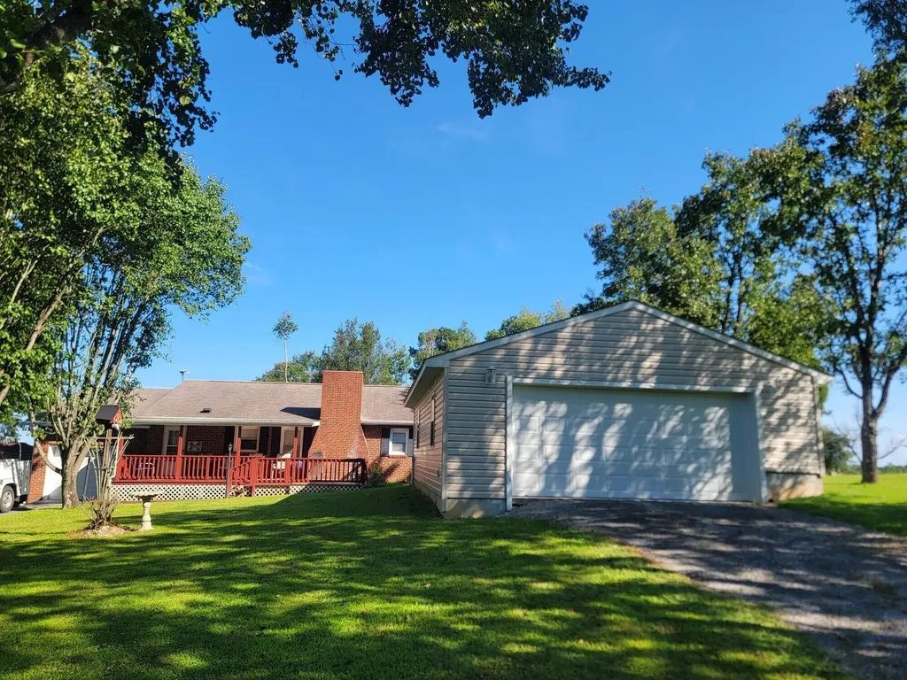 161 S Hillcrest Drive Spring City TN 37381