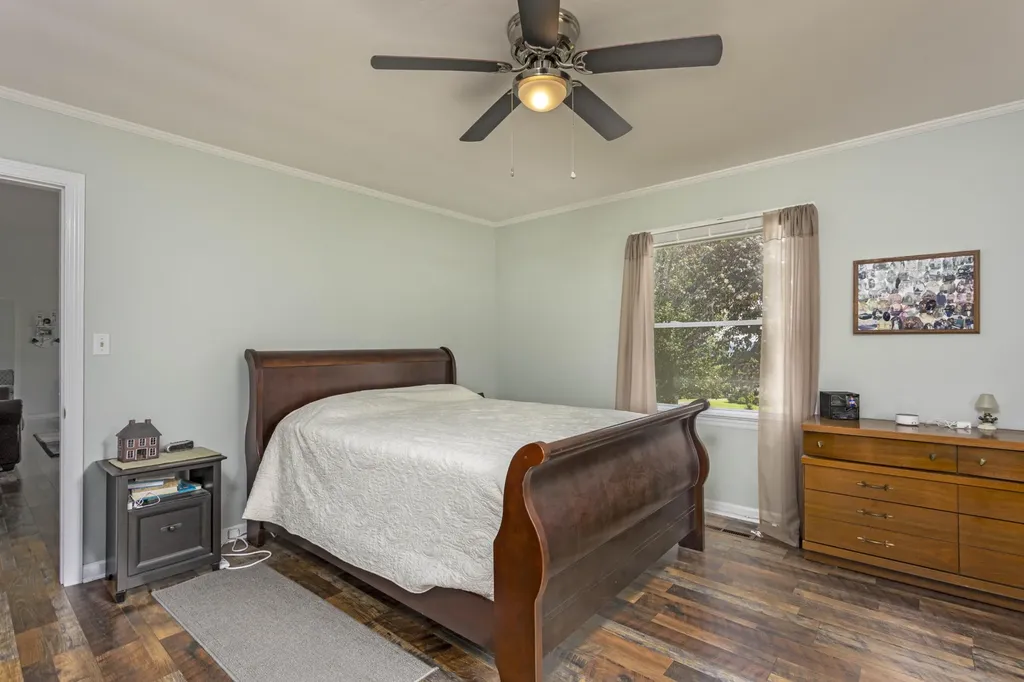 161 S Hillcrest Drive Spring City TN 37381