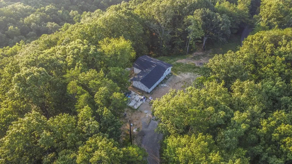 140 Mary Brown Lane Rockwood TN 37854