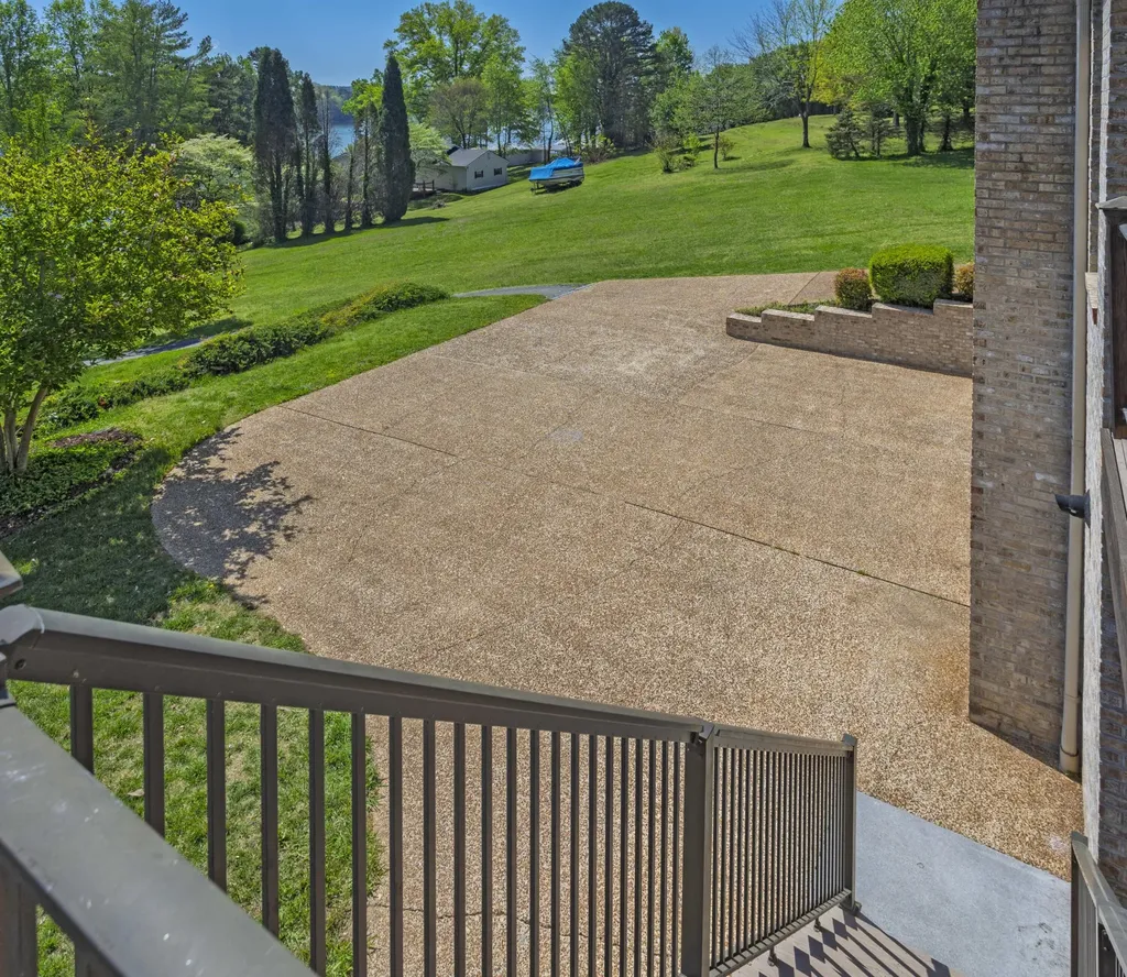 205 June Lane Spring City TN 37381