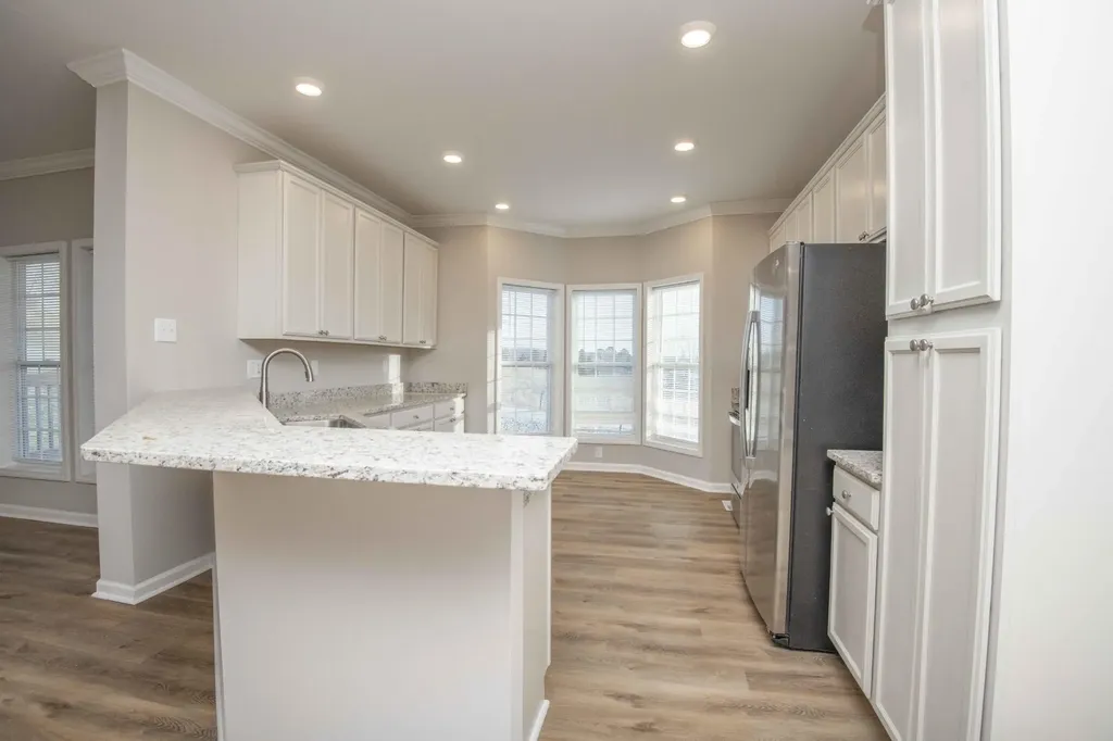 155 Waters Edge Drive Spring City TN 37381