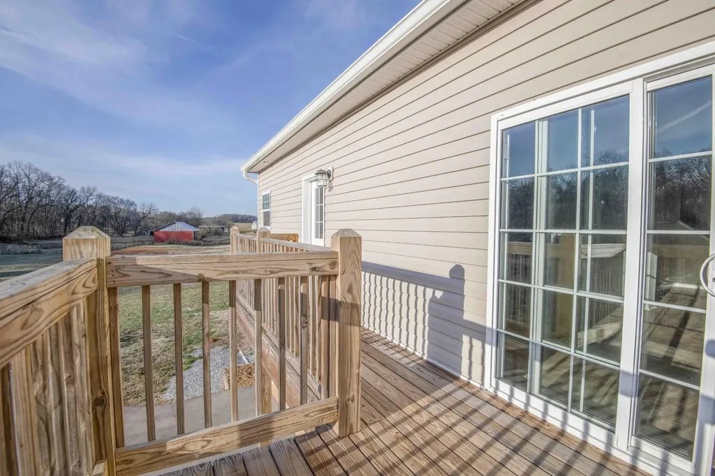 155 Waters Edge Drive Spring City TN 37381