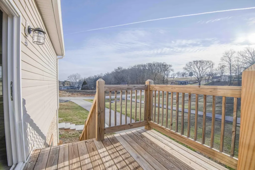 155 Waters Edge Drive Spring City TN 37381